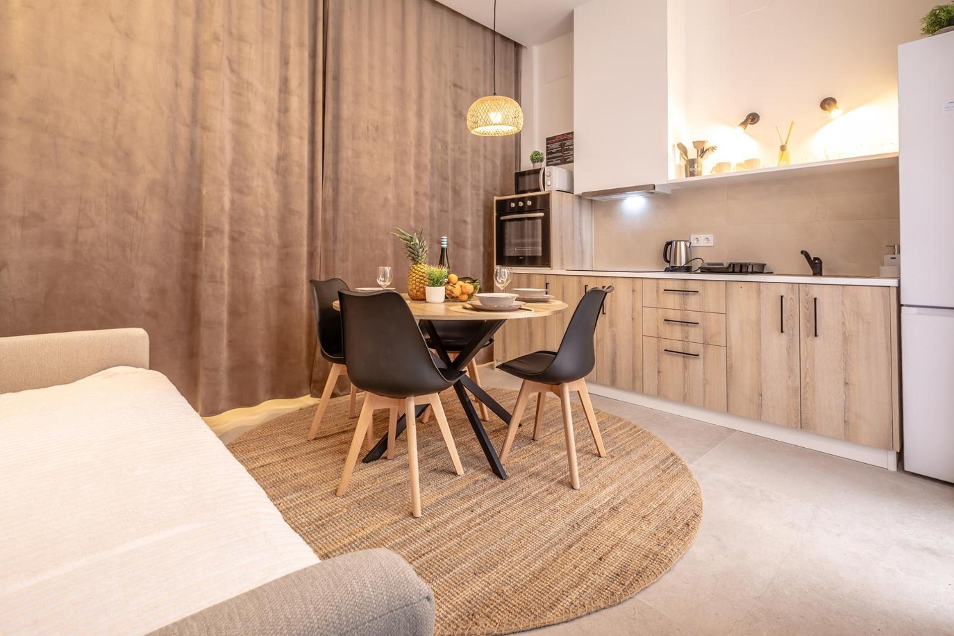 Appartement чудовий новий лофт поруч з містом наук